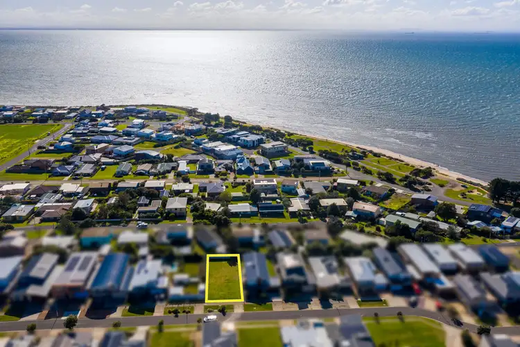 21 Amalfi Way, Indented Head VIC 3223