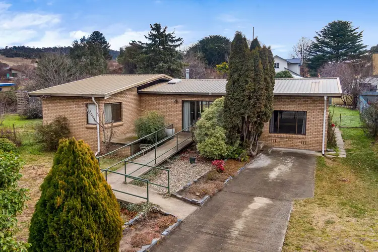 4 Flanagan Street, Berridale NSW 2628