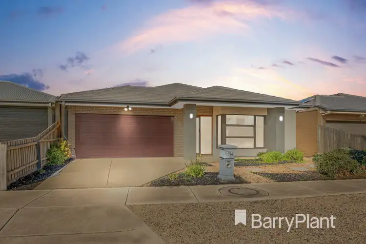 53 Exploration Avenue, Werribee VIC 3030