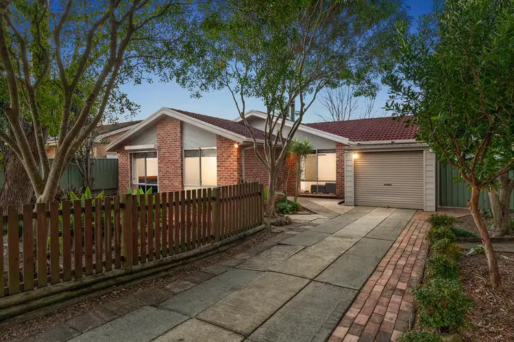 15 Country Grove Drive, Cameron Park NSW 2285