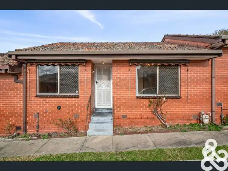 2/15 Loddon Avenue, Reservoir VIC 3073