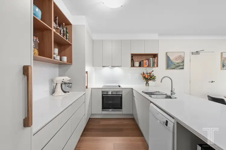 Fourth view of Homely unit listing, 5/147-151 Riding Road, Hawthorne QLD 4171