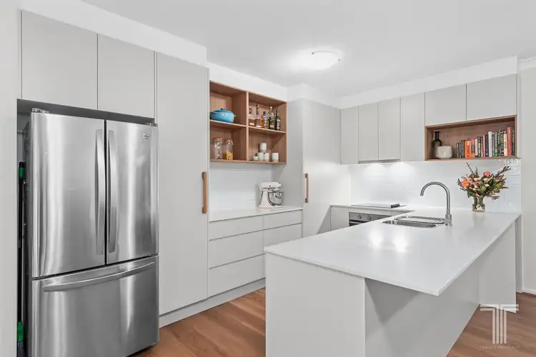 Sixth view of Homely unit listing, 5/147-151 Riding Road, Hawthorne QLD 4171