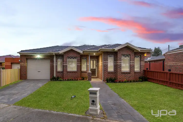 1/913 Ballarat Road, Deer Park VIC 3023