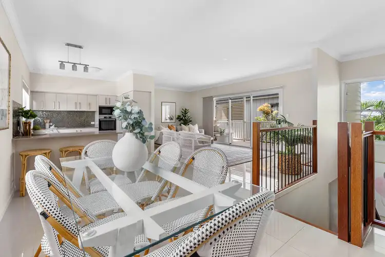 Main view of Homely townhouse listing, 4/81 Hawthorne Road, Hawthorne QLD 4171