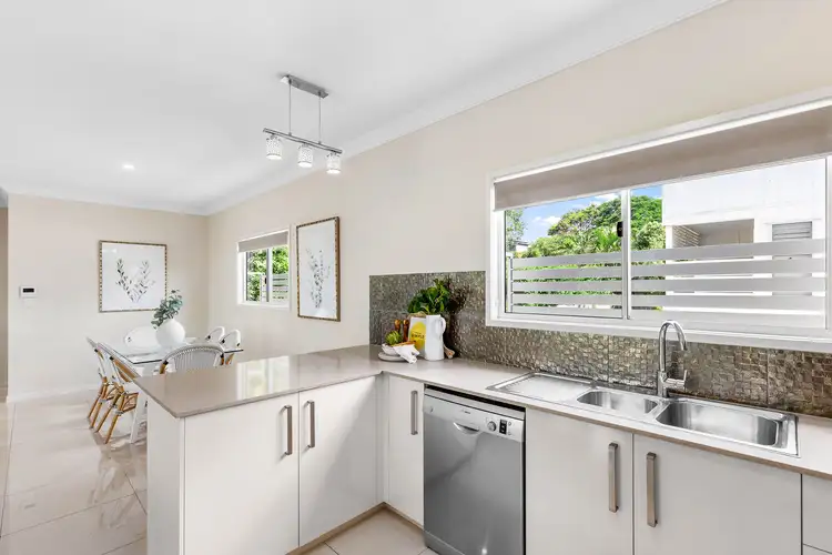 Third view of Homely townhouse listing, 4/81 Hawthorne Road, Hawthorne QLD 4171