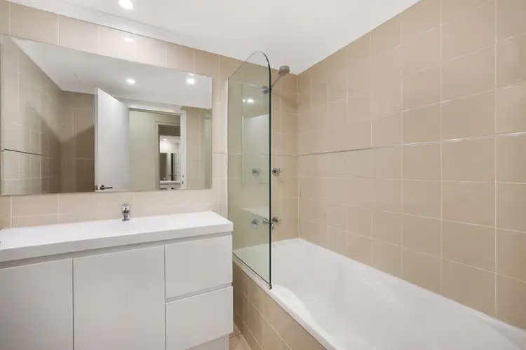 Sixth view of Homely apartment listing, 11/24-26 Dee Why Parade, Dee Why NSW 2099