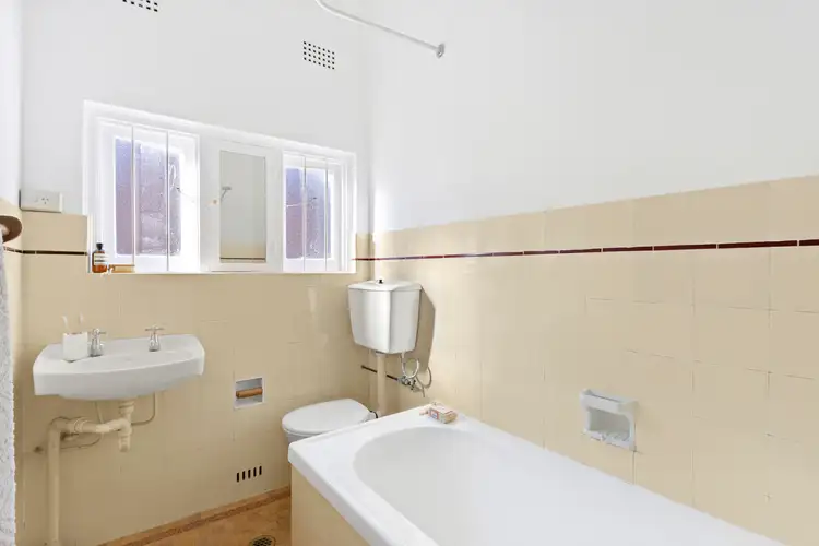 Sixth view of Homely apartment listing, 7/33 Byron Street, Coogee NSW 2034