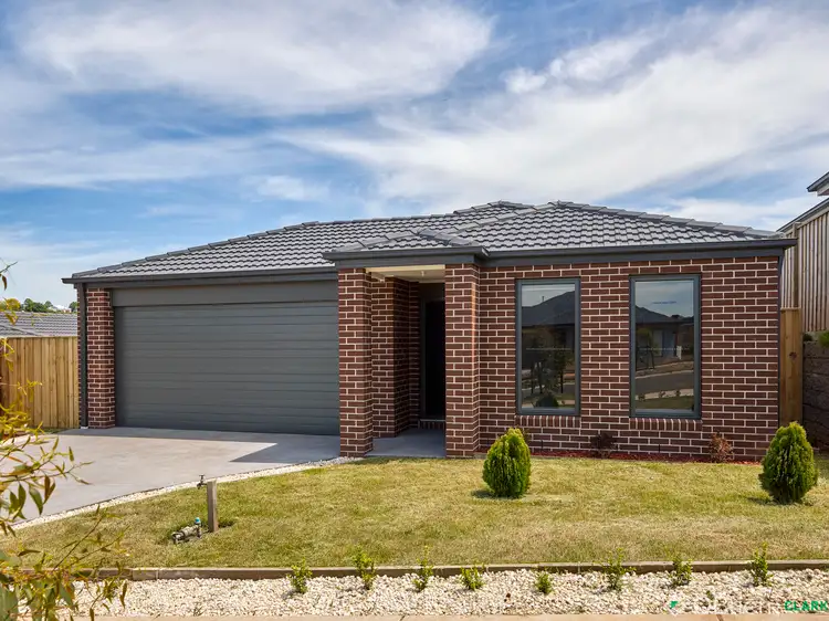 22 Redleaf Avenue, Warragul VIC 3820