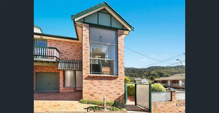 Main view of Homely townhouse listing, 1/157 Balgownie Road, Balgownie NSW 2519