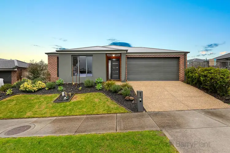 23 Davidson Street, Pakenham VIC 3810