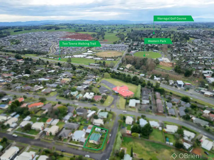 Fifth view of Homely house listing, 2 Fenton Street, Warragul VIC 3820