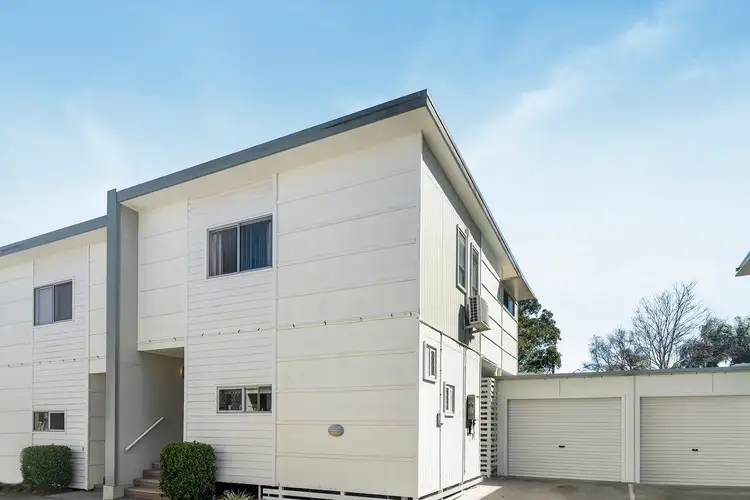 8/6 Lillian Street, Redbank Plains QLD 4301