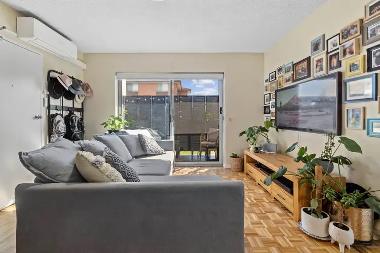 13/104 Henderson Road, Queanbeyan NSW 2620