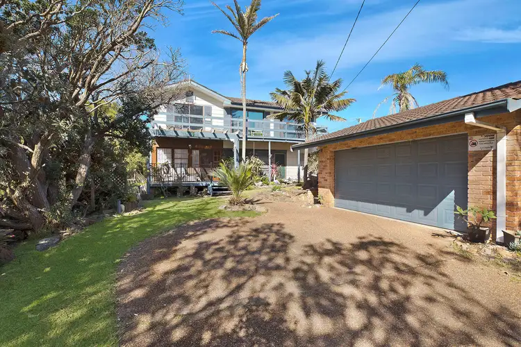 Second view of Homely house listing, 7 Del Rio Drive, Copacabana NSW 2251