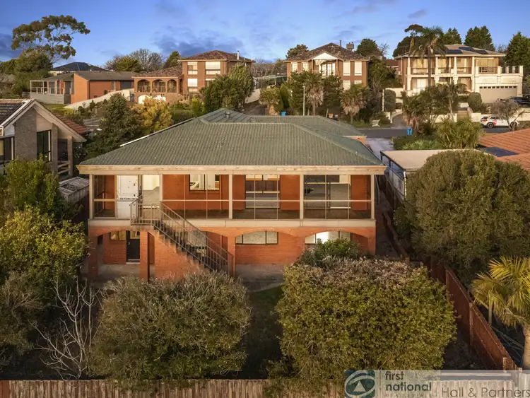 21 Monkhouse Drive, Endeavour Hills VIC 3802