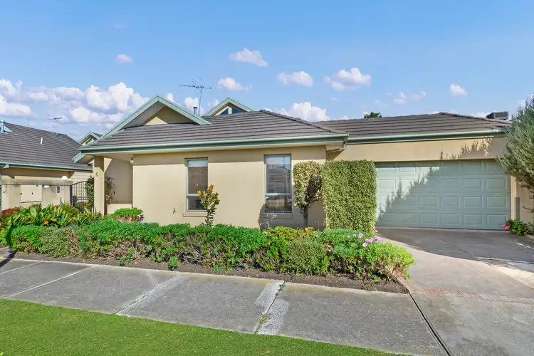 6/41 Wentworth Drive, Taylors Lakes VIC 3038