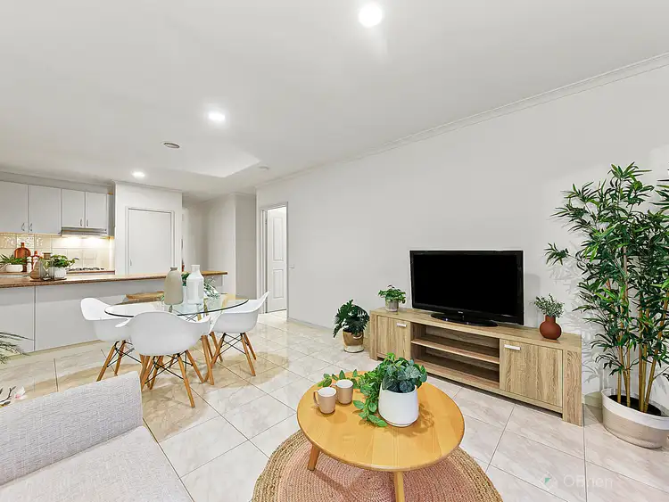 Fifth view of Homely house listing, 8 Augustus Drive, Berwick VIC 3806