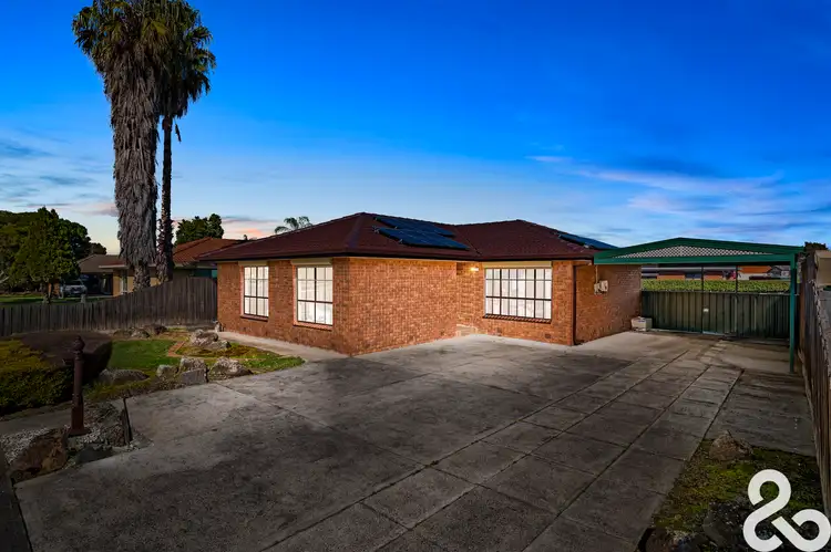 63 Konrads Crescent, Mill Park VIC 3082