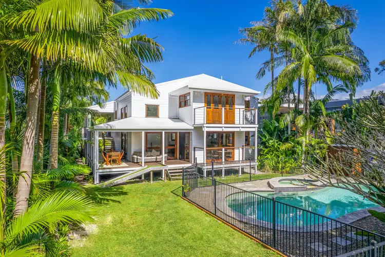 33 Tamarind Avenue, Bogangar NSW 2488