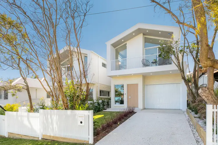 19a Crescent Road