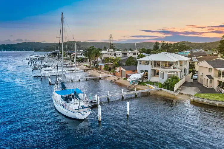 6 Guyra Street, Booker Bay NSW 2257