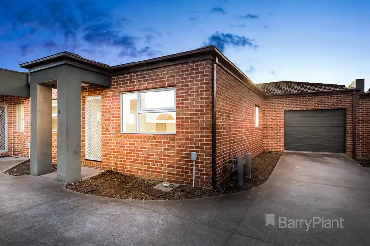 Main view of Homely unit listing, 2/13 Fernhurst Avenue, Derrimut VIC 3026