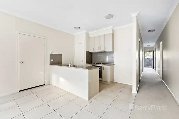 Fifth view of Homely unit listing, 2/13 Fernhurst Avenue, Derrimut VIC 3026