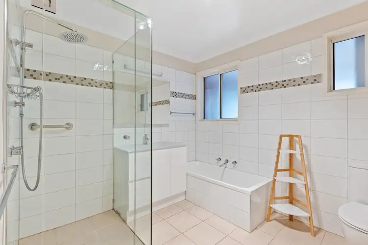 Fifth view of Homely house listing, 22 Holmes Road, North Bendigo VIC 3550