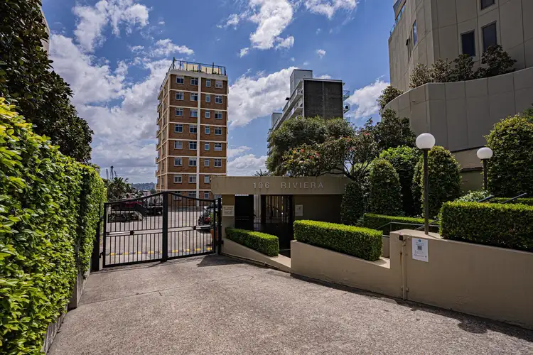 32/106 Elizabeth Bay Road