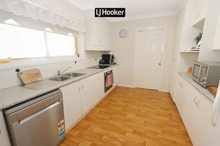 Fourth view of Homely house listing, 3 Crestview Place, Inverell NSW 2360