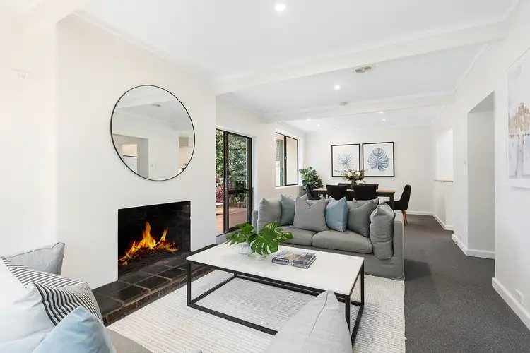 15 Parkwood Grove, West Pymble NSW 2073