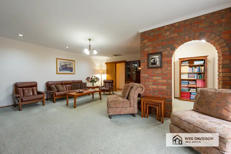 Fourth view of Homely house listing, 1 Mintern Crescent, Horsham VIC 3400