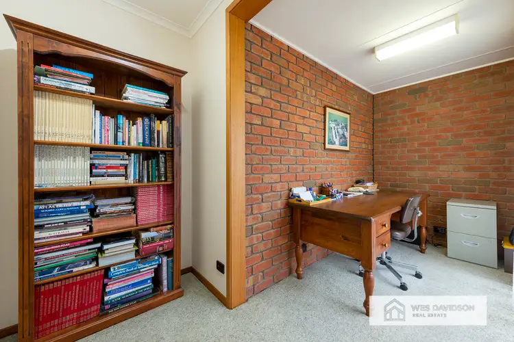 Fifth view of Homely house listing, 1 Mintern Crescent, Horsham VIC 3400