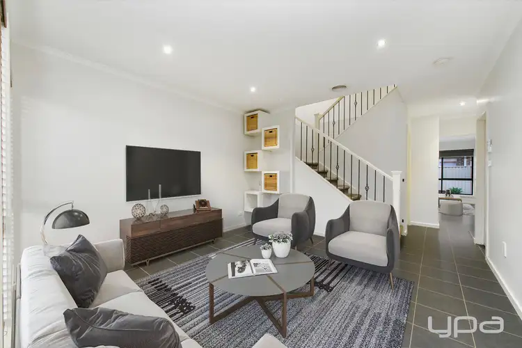 6 David Circuit, Hillside VIC 3037