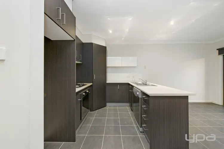 Fourth view of Homely house listing, 6 David Circuit, Hillside VIC 3037