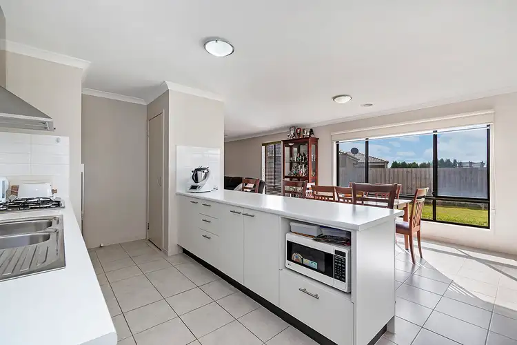 Third view of Homely house listing, 21 Horatio Court, Portland VIC 3305