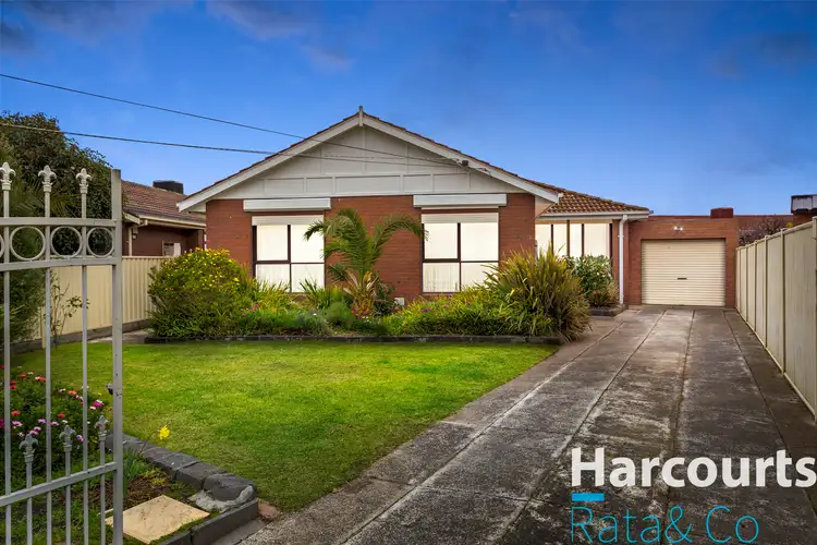 4 Chantal Close, Thomastown VIC 3074
