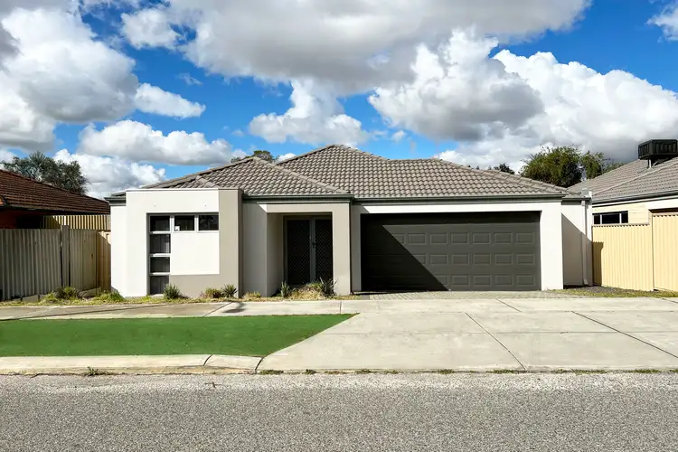 78 Armstrong Road, Wilson WA 6107