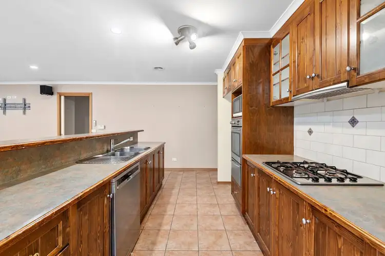 Fifth view of Homely house listing, 6 Somerset Court, Leopold VIC 3224