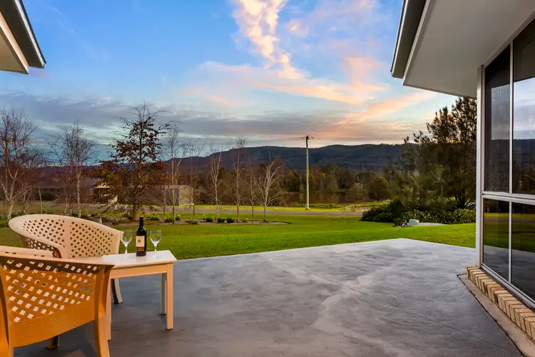 19 Third Avenue, Millfield NSW 2325