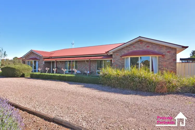 11 Coolibah Court