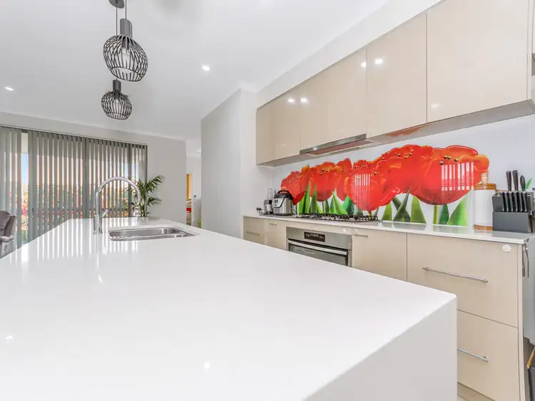 Sixth view of Homely house listing, 2 Boatwright Avenue, Haynes WA 6112