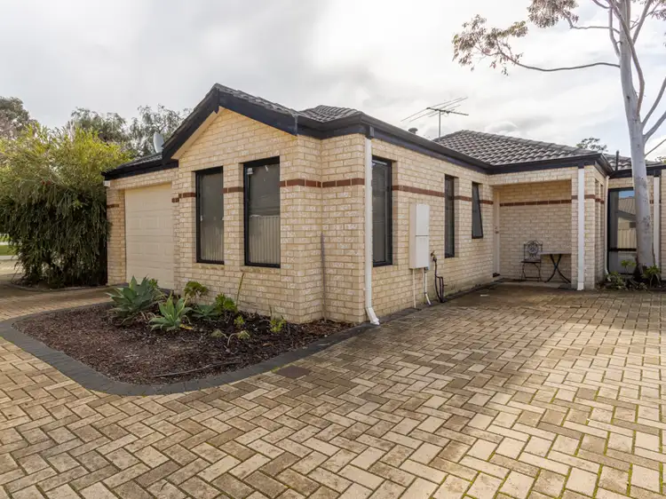 2/16 Arnott Court, Kelmscott WA 6111