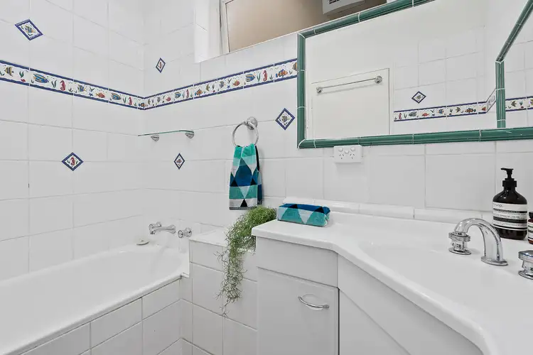 Fifth view of Homely apartment listing, 11/15 Milton Street, Elwood VIC 3184
