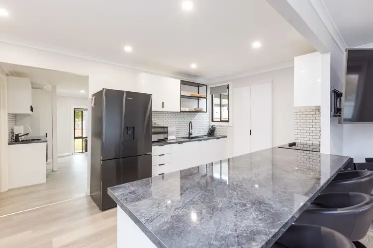 Fifth view of Homely house listing, 4 Cedar Street, Red Cliffs VIC 3496
