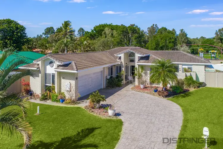 15 Chardonnay Crescent, Tweed Heads South NSW 2486