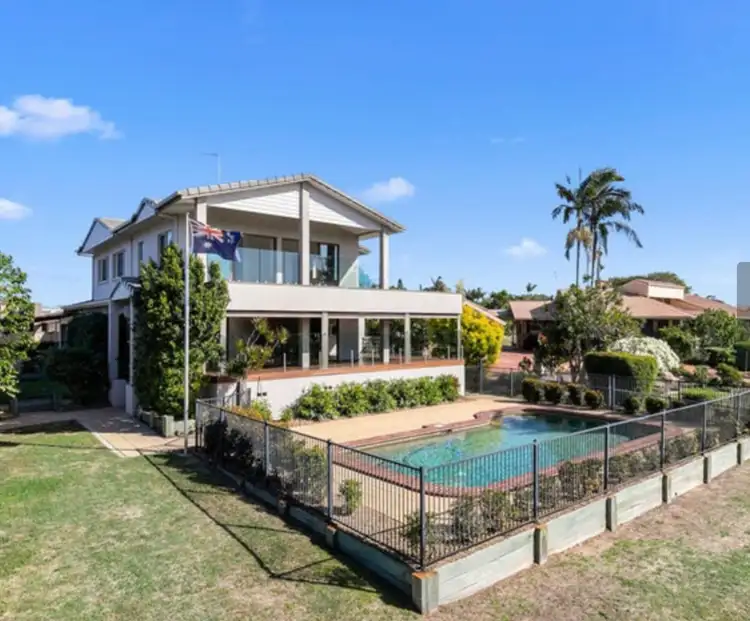 176 Esplanade, Point Vernon QLD 4655