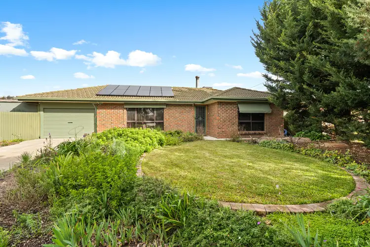 17 Delamere Avenue, Woodcroft SA 5162