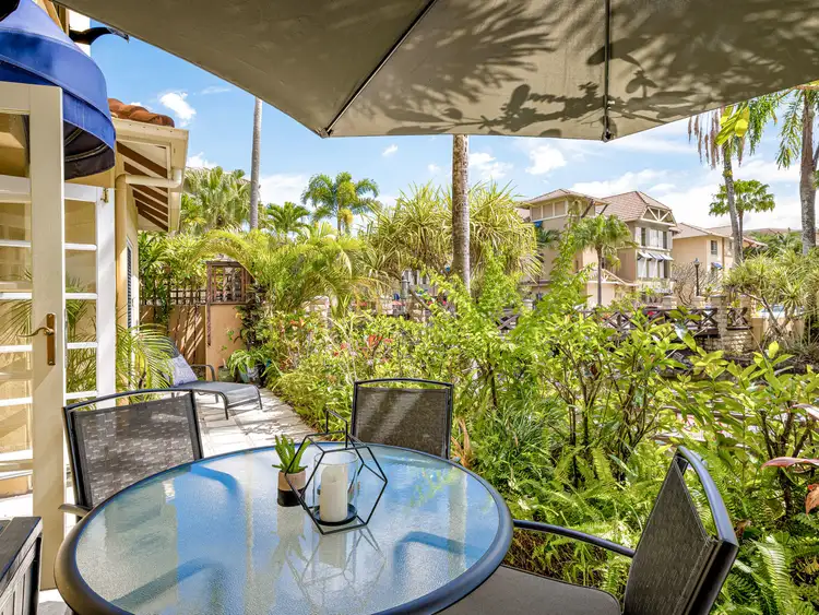 401/2-10 Greenslopes Street, Cairns North QLD 4870